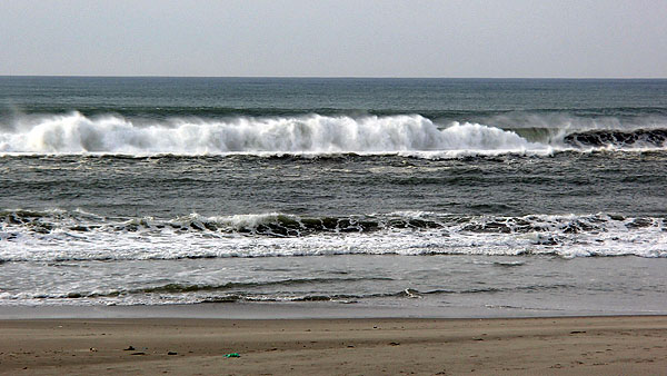 波が高かった。